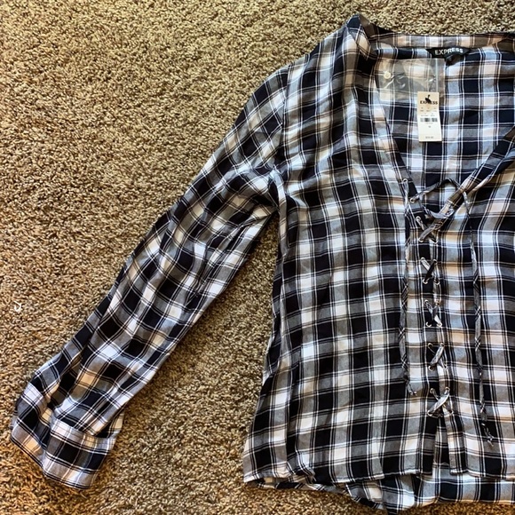 Express lace up flannel - Picture 3 of 4
